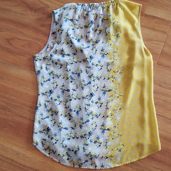 Cabi top - Picture 2 of 5